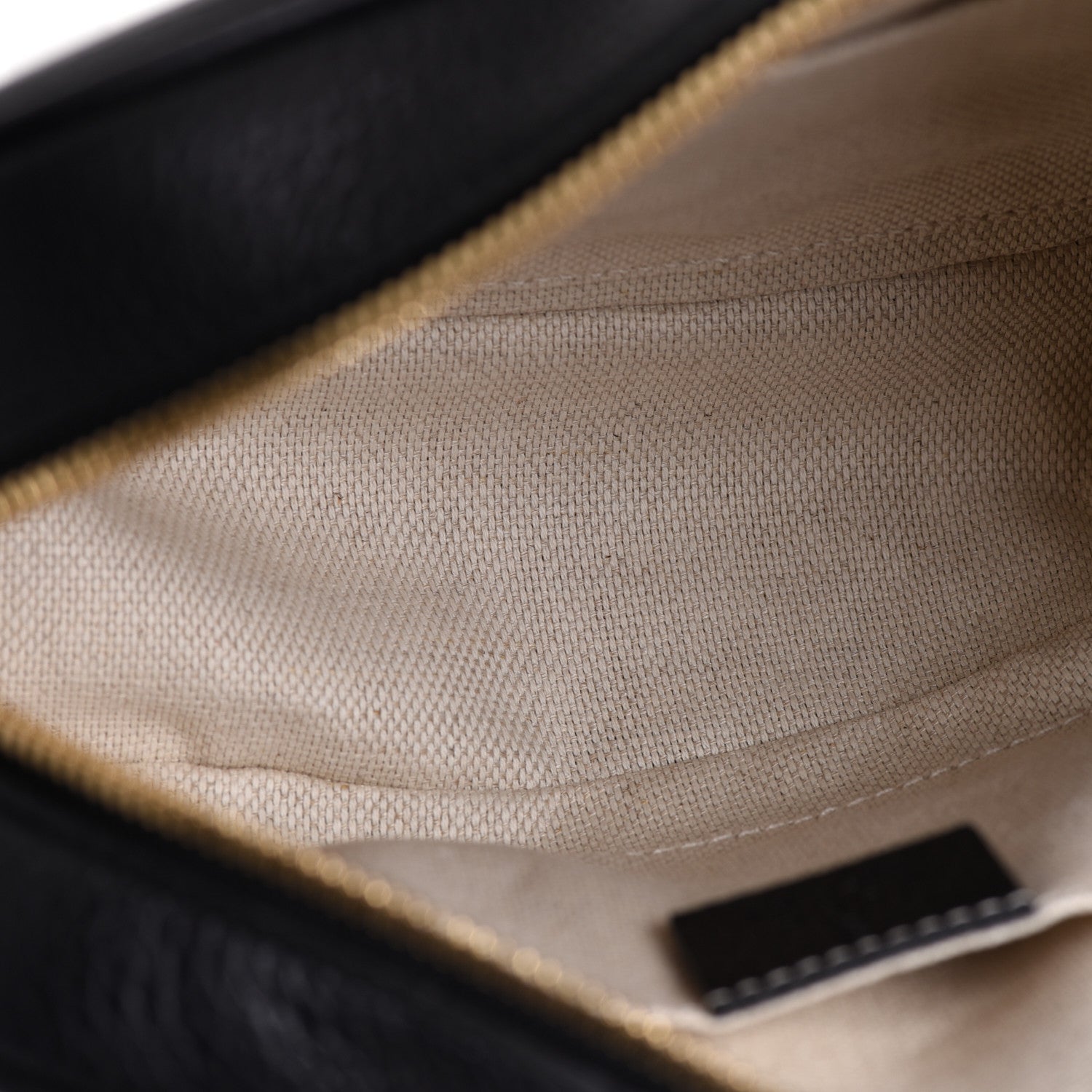 Gucci Pebbled Calfskin Small Soho Disco Bag Black 4 of 10