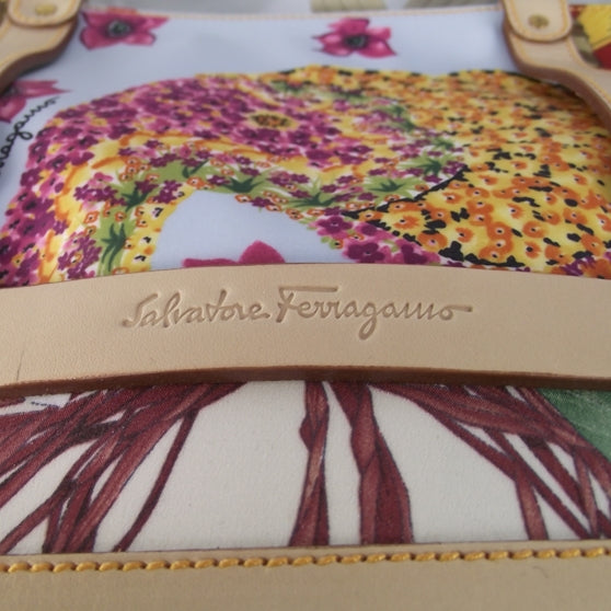 SALVATOREFERRAGAMOCanvasSummerJungleTote