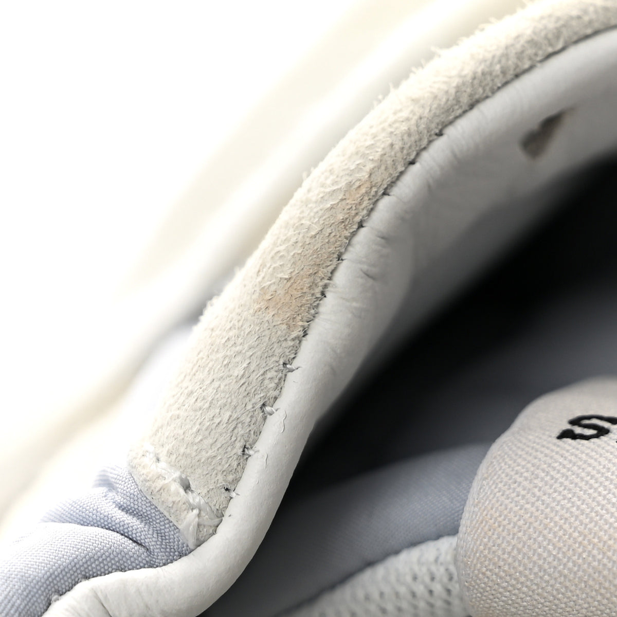 Suede Goatskin Jet Sneakers 40 Gris Arctique White