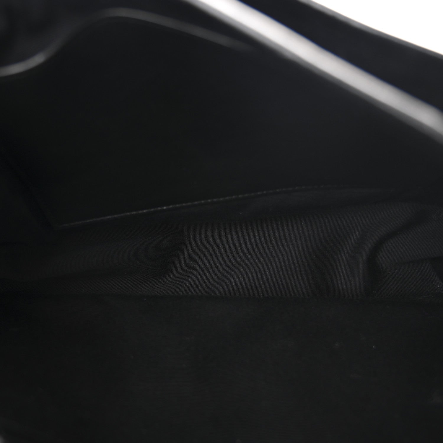 Saint Laurent Crinkled Calfskin Matelasse Monogram Medium Niki Chain Satchel Black 9 of 19