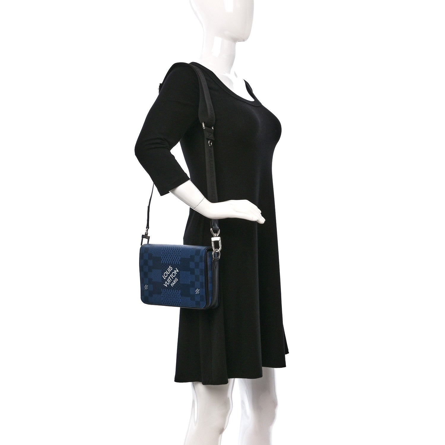 Louis Vuitton Damier 3D Studio Messenger Navy 2 of 8