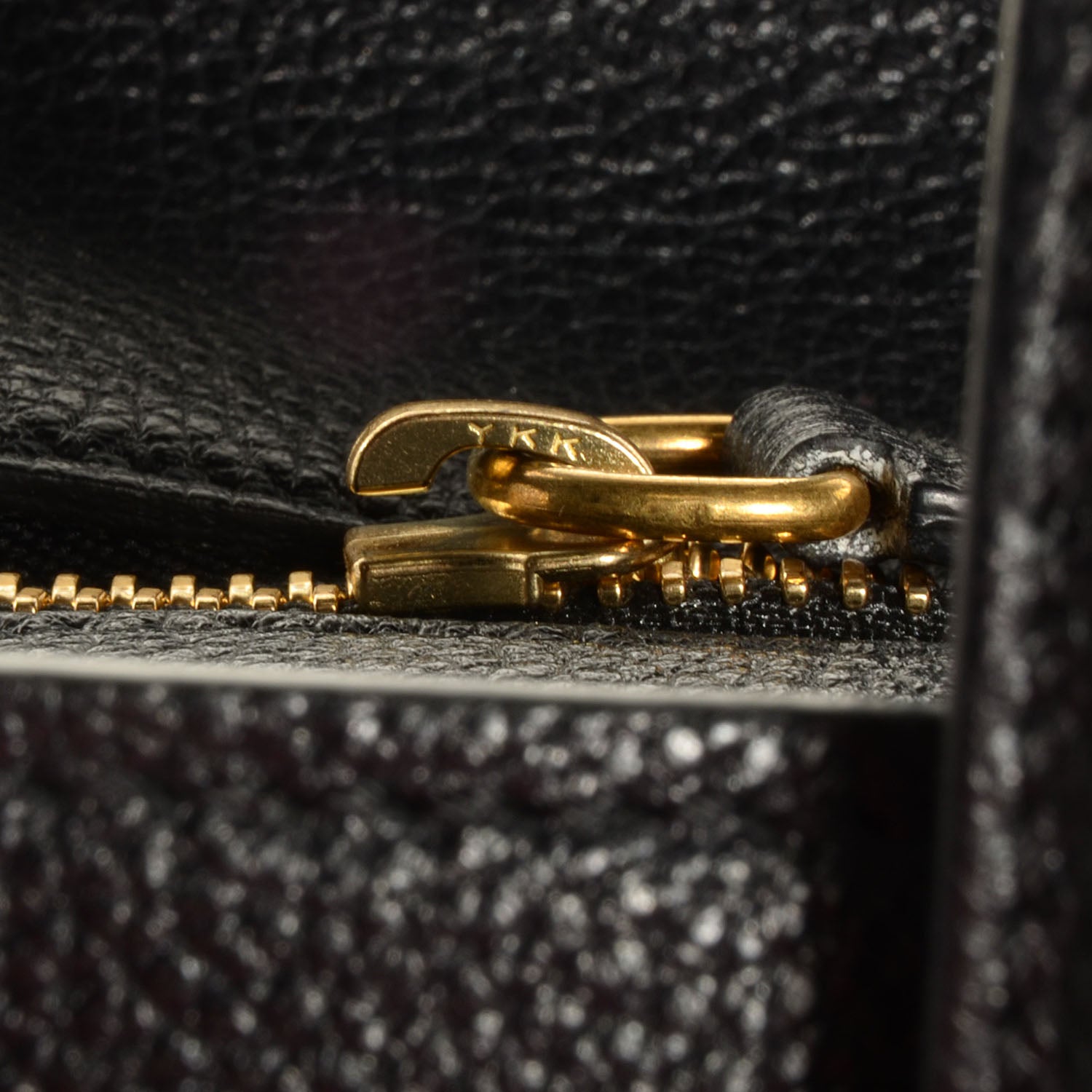 Alexander McQueen Pebbled Leather Skull Padlock Tote Black 9 of 10