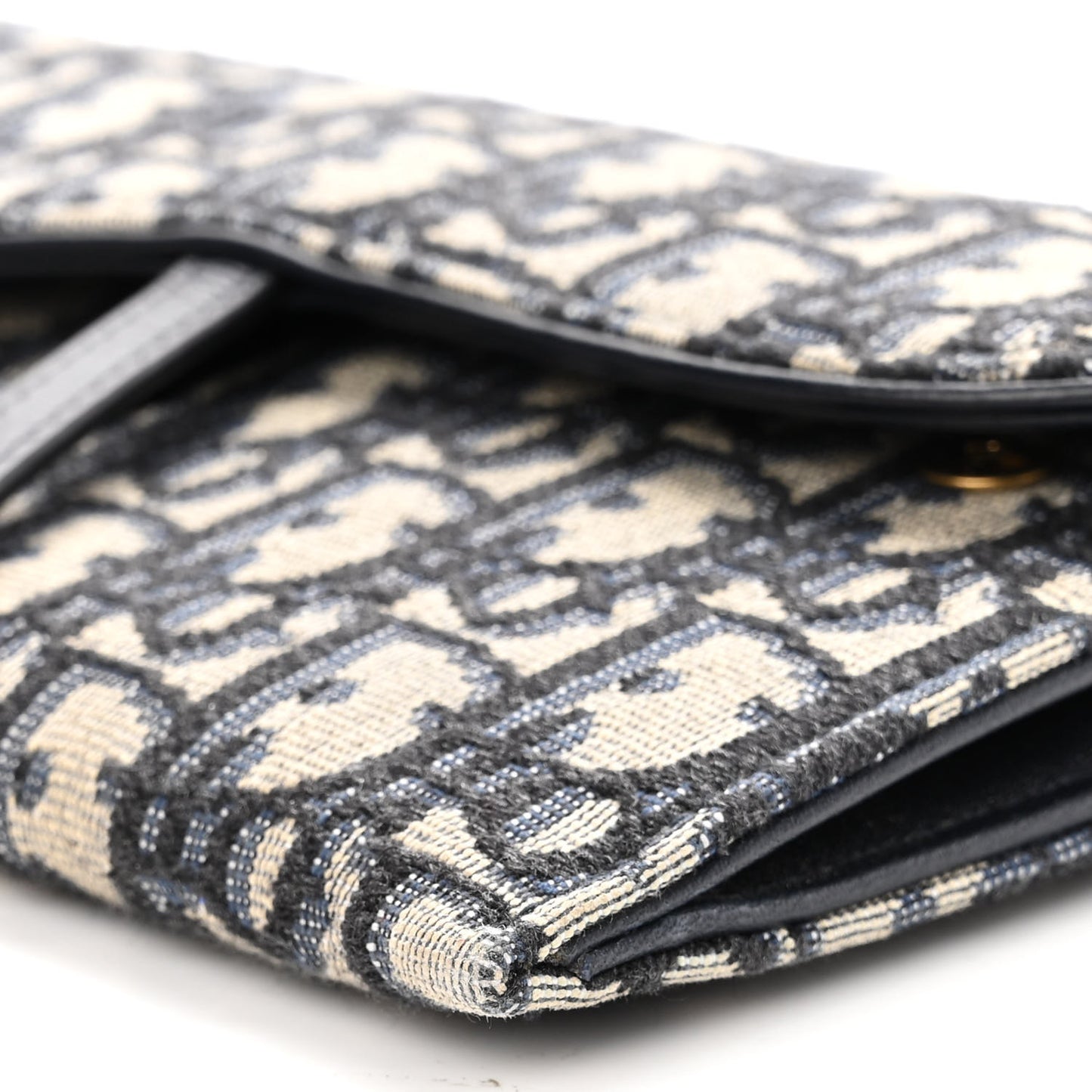 Oblique Saddle Chain Long Wallet Blue