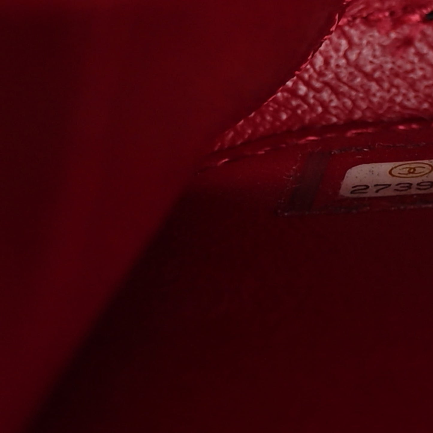 Caviar Quilted Striped Medium CC Filigree Vanity Case Black White