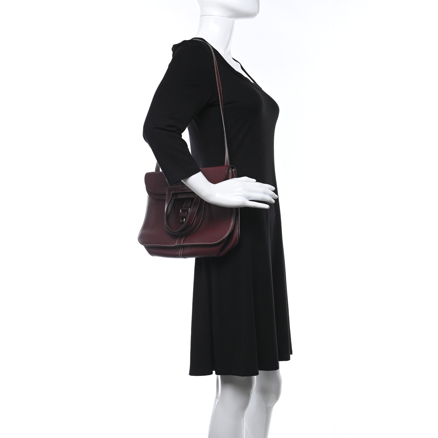 Hermes Taurillon Clemence Halzan 31 GM Bordeaux 2 of 10