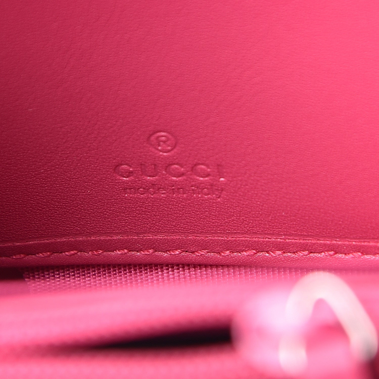 Gucci X MLB Guccissima Signature NY Yankees Embroidered Zip Around Wallet Box Pink Blue Ivory 6 of 7