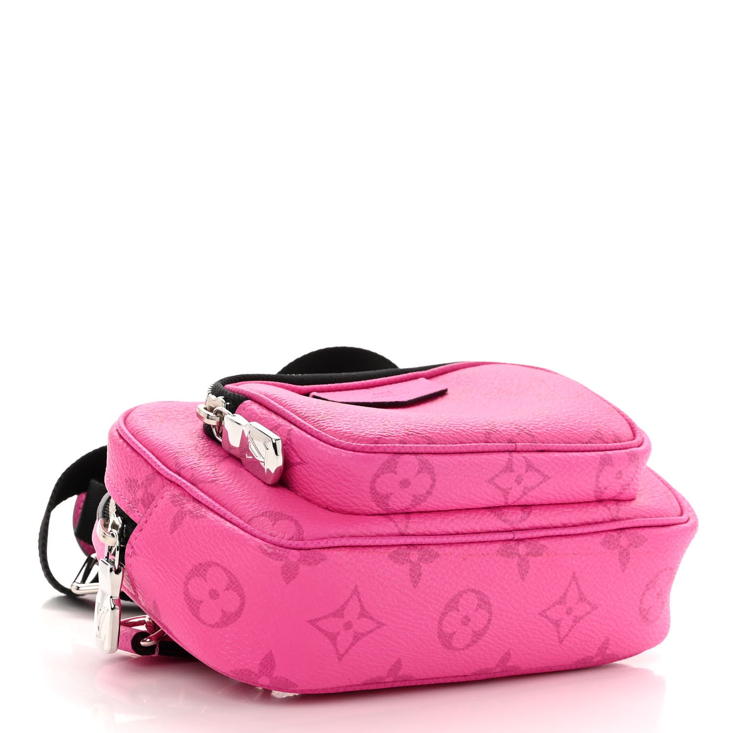 Louis Vuitton Taigarama Outdoor Pouch Fuchsia 4 of 9