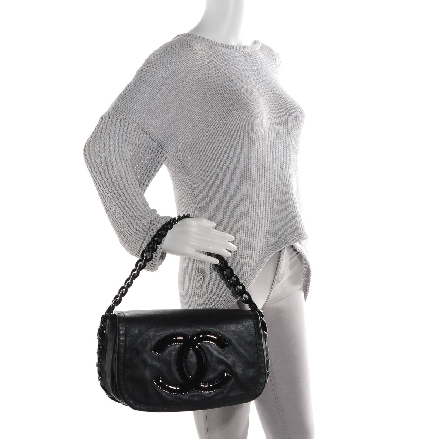 Calfskin Modern Chain Rhodoid Flap Black