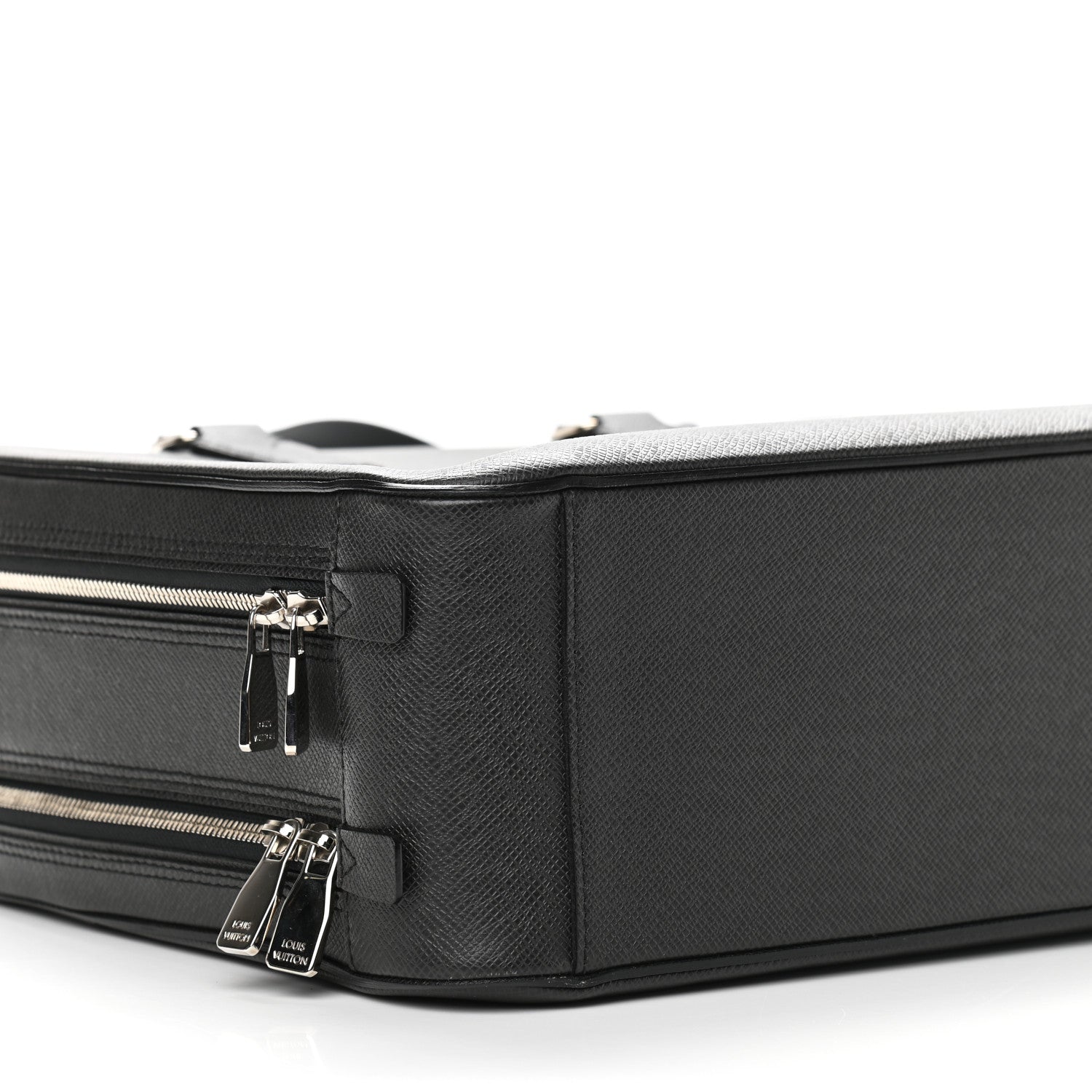 Louis Vuitton Taiga Porte-Documents Business GM Ardoise 7 of 8