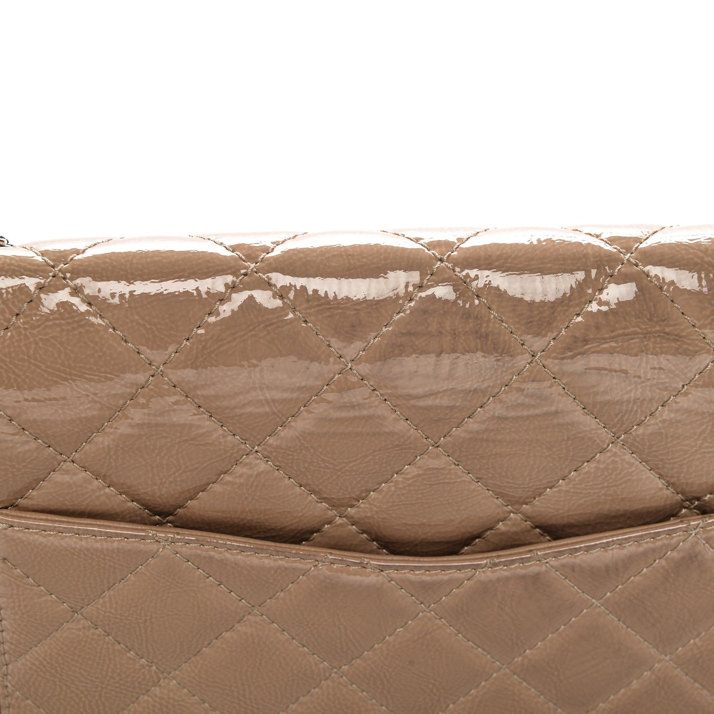 Distressed Patent Quilted 2.55 Reissue 227 Flap Beige