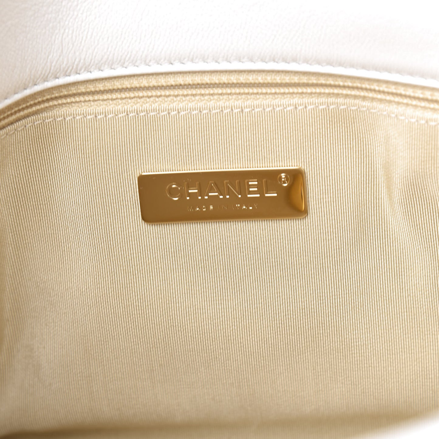 Goatskin Quilted Large 19 Flap White