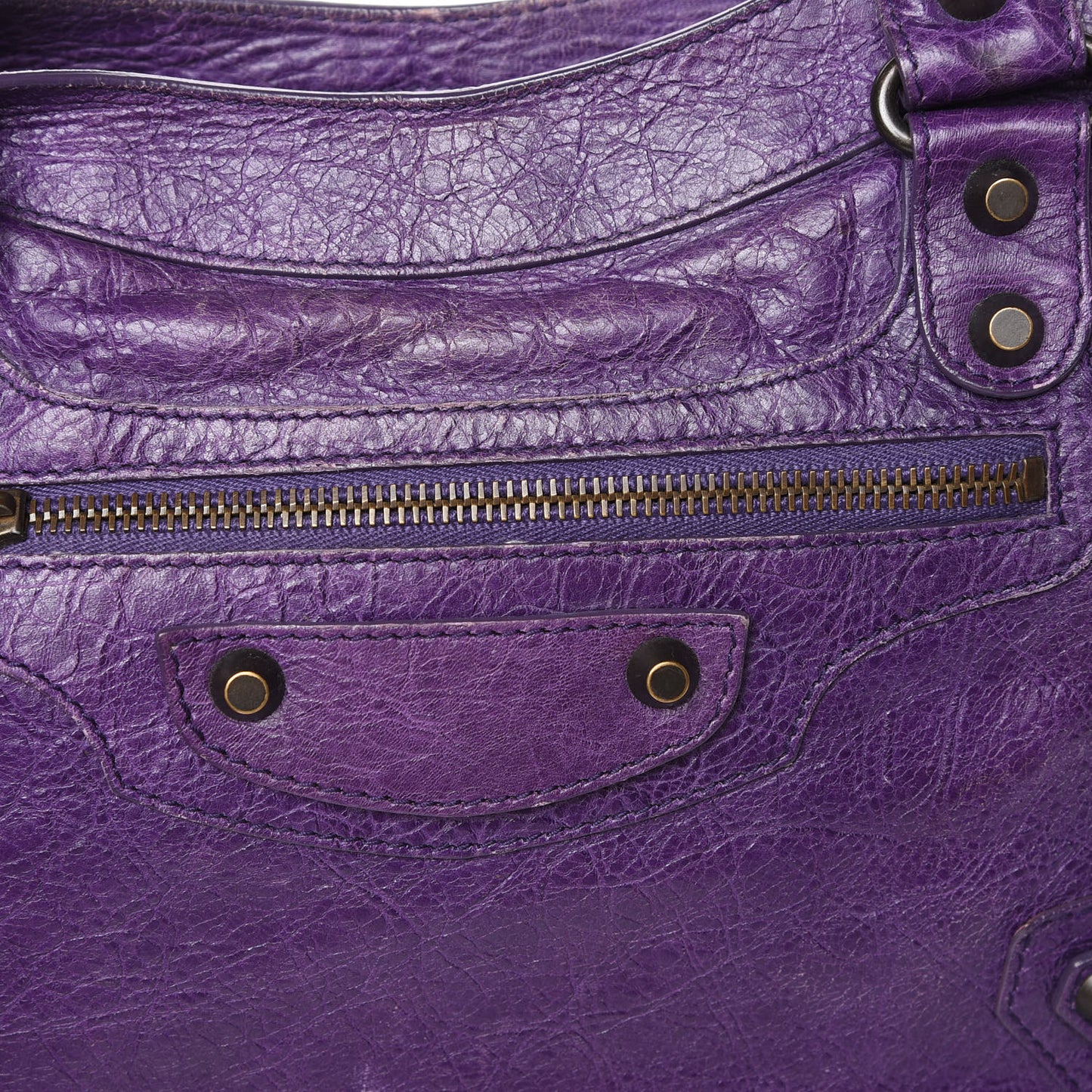 Agneau Classic Hardware Town Dark Violet