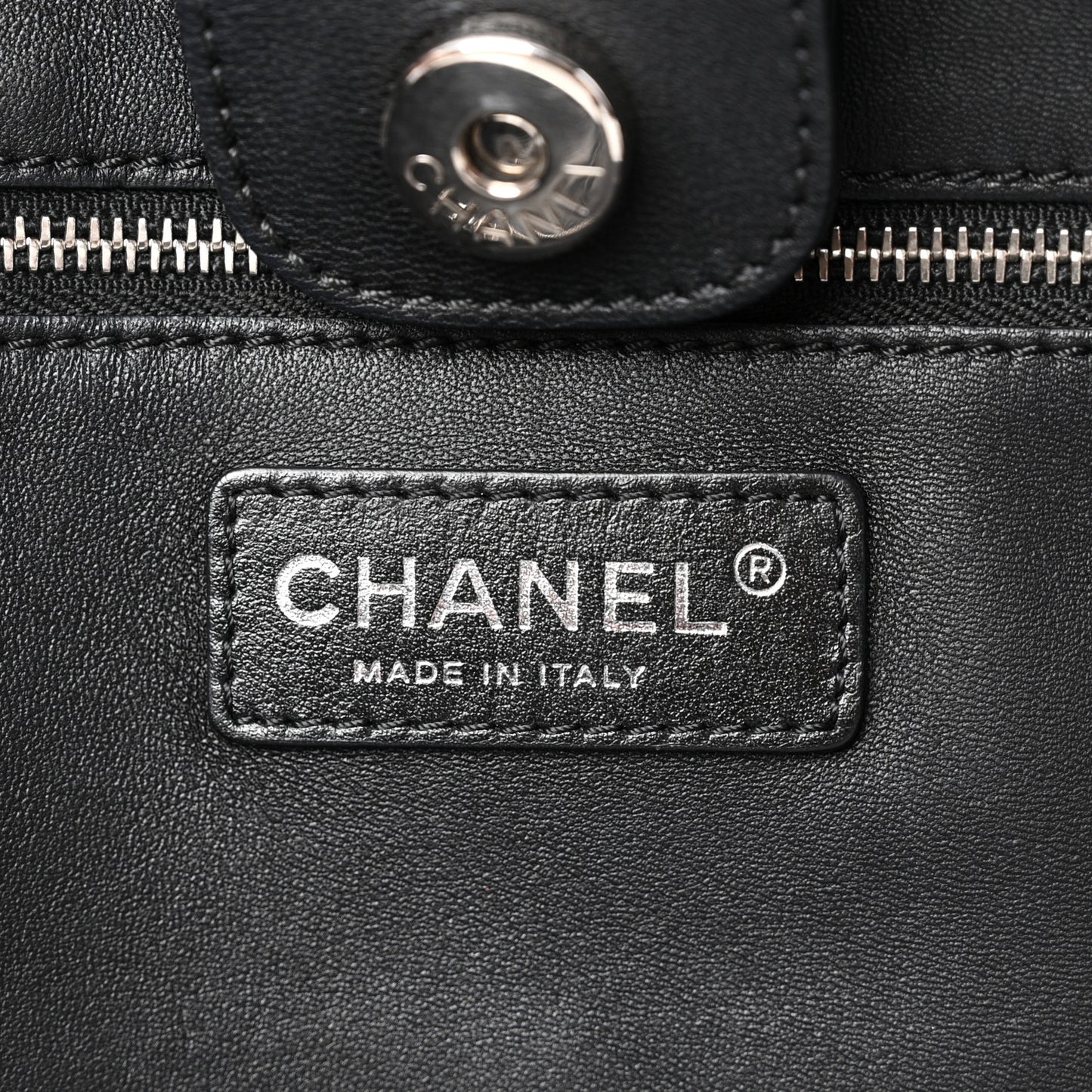 Calfskin Stitched Large Lady Coco Shopping Tote Black