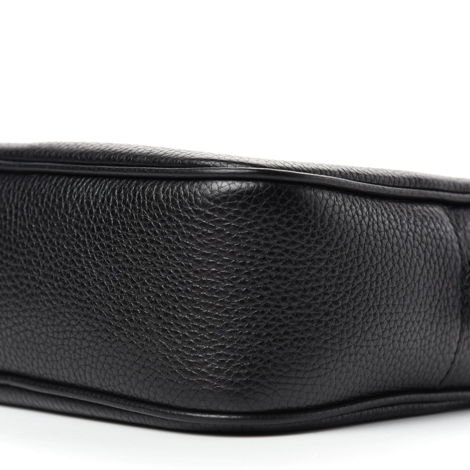 Gucci Pebbled Calfskin Small Soho Disco Bag Black 9 of 10