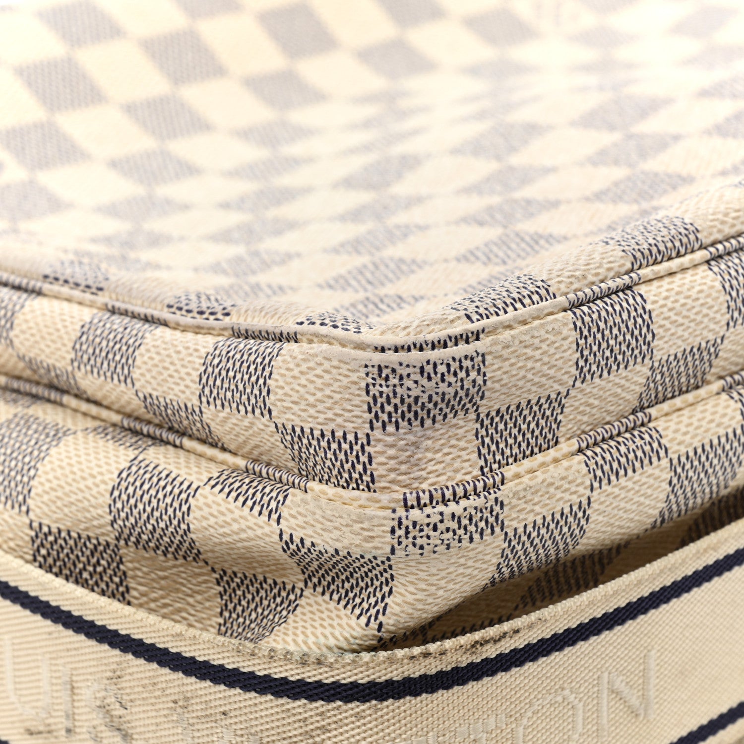 Louis Vuitton Damier Azur Naviglio 13 of 18