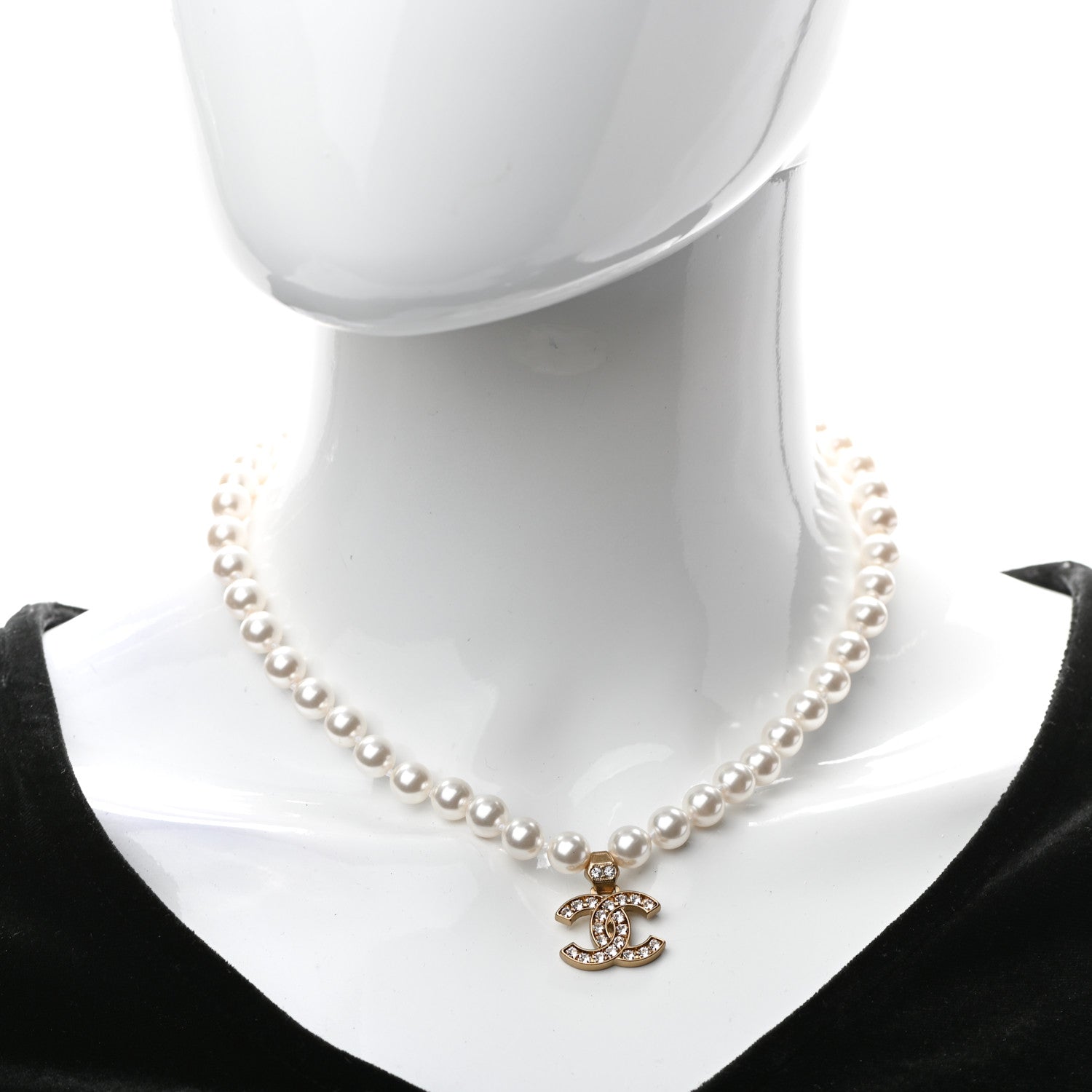 Chanel Pearl Crystal CC Short Necklace Gold 2 of 5