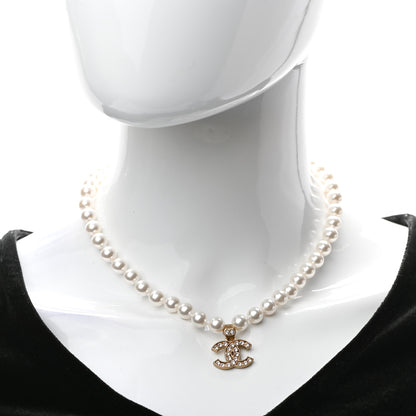 Chanel Pearl Crystal CC Short Necklace Gold 2 of 5