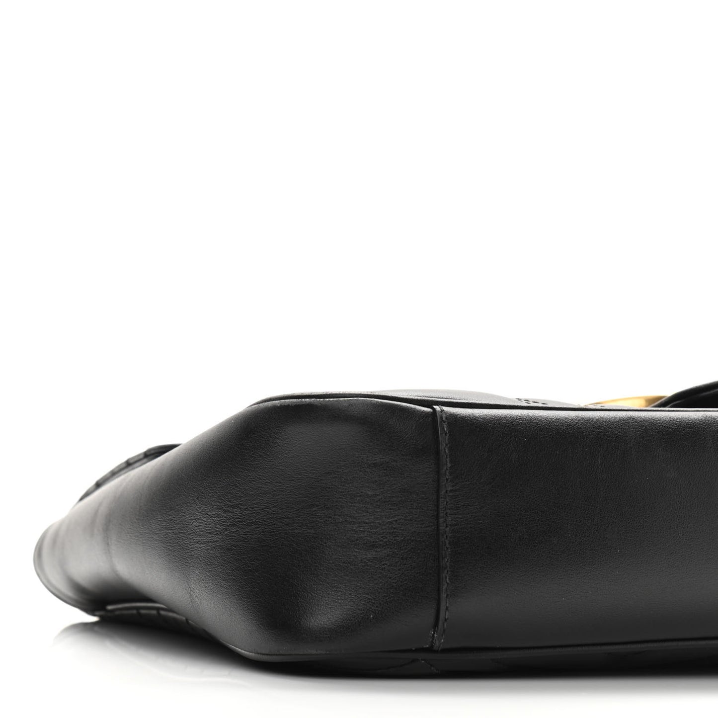 Calfskin Matelasse Medium GG Marmont Shoulder Bag Black