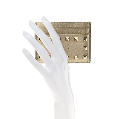 Valentino Garavani Metallic Pebbled Calfskin Rockstud Card Holder Gold 2 of 7