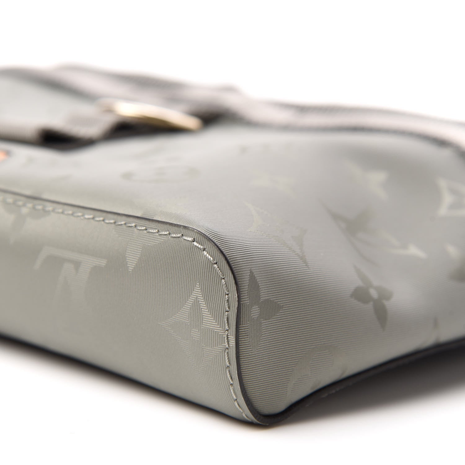 Louis Vuitton Monogram Titanium Messenger PM 7 of 10