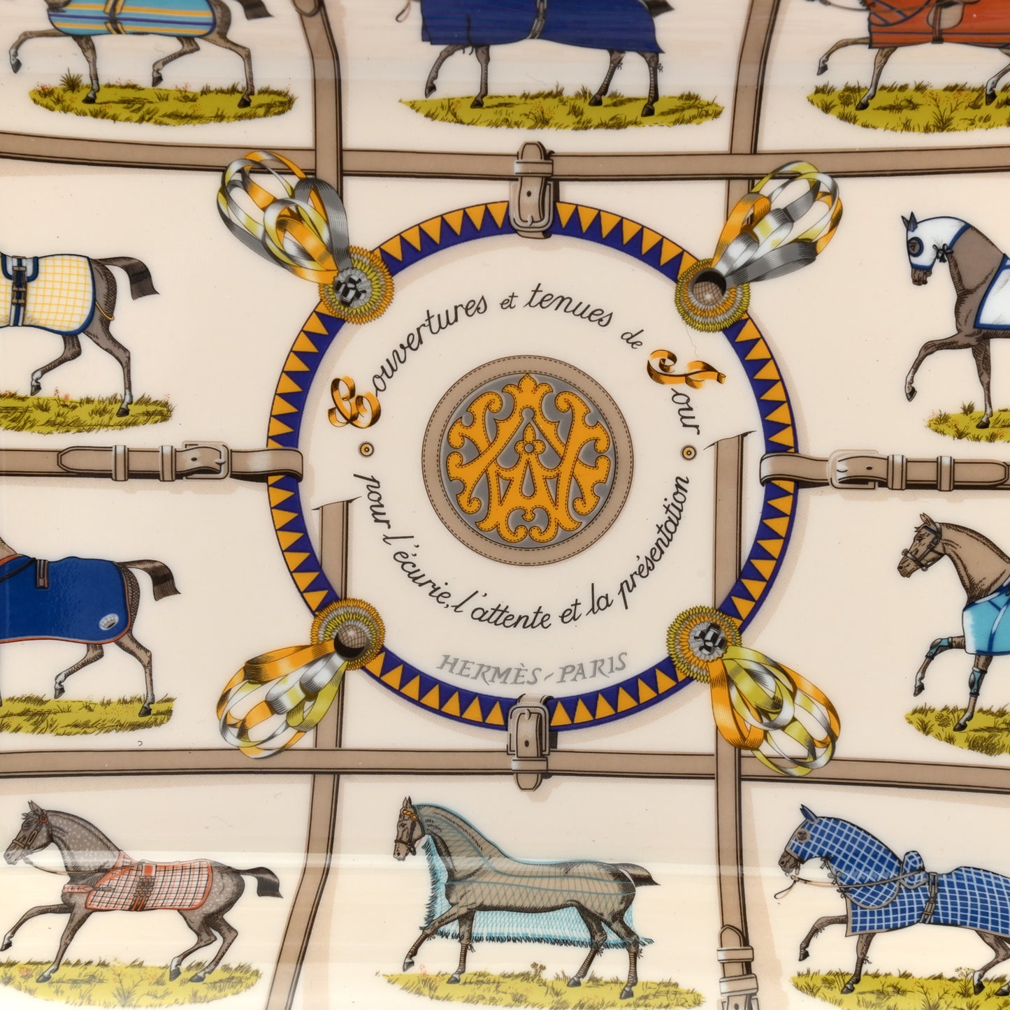 Porcelain Couvertures Et Tenues De Jour Change Tray
