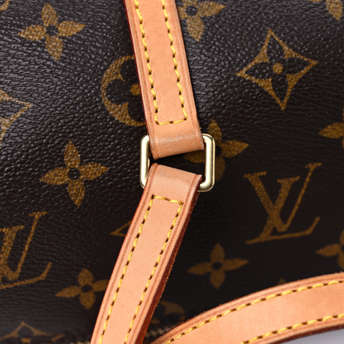 Monogram Papillon 26