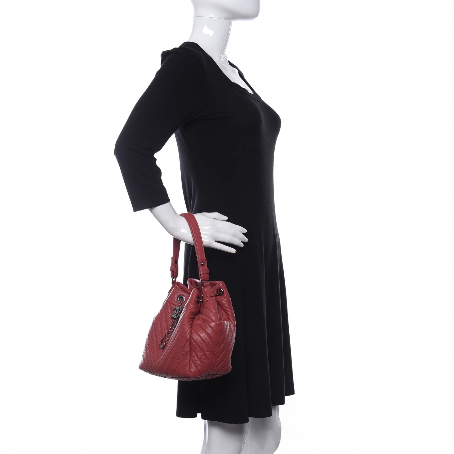 Deerskin Chevron Small CC Chain Bucket Drawstring Bag Red