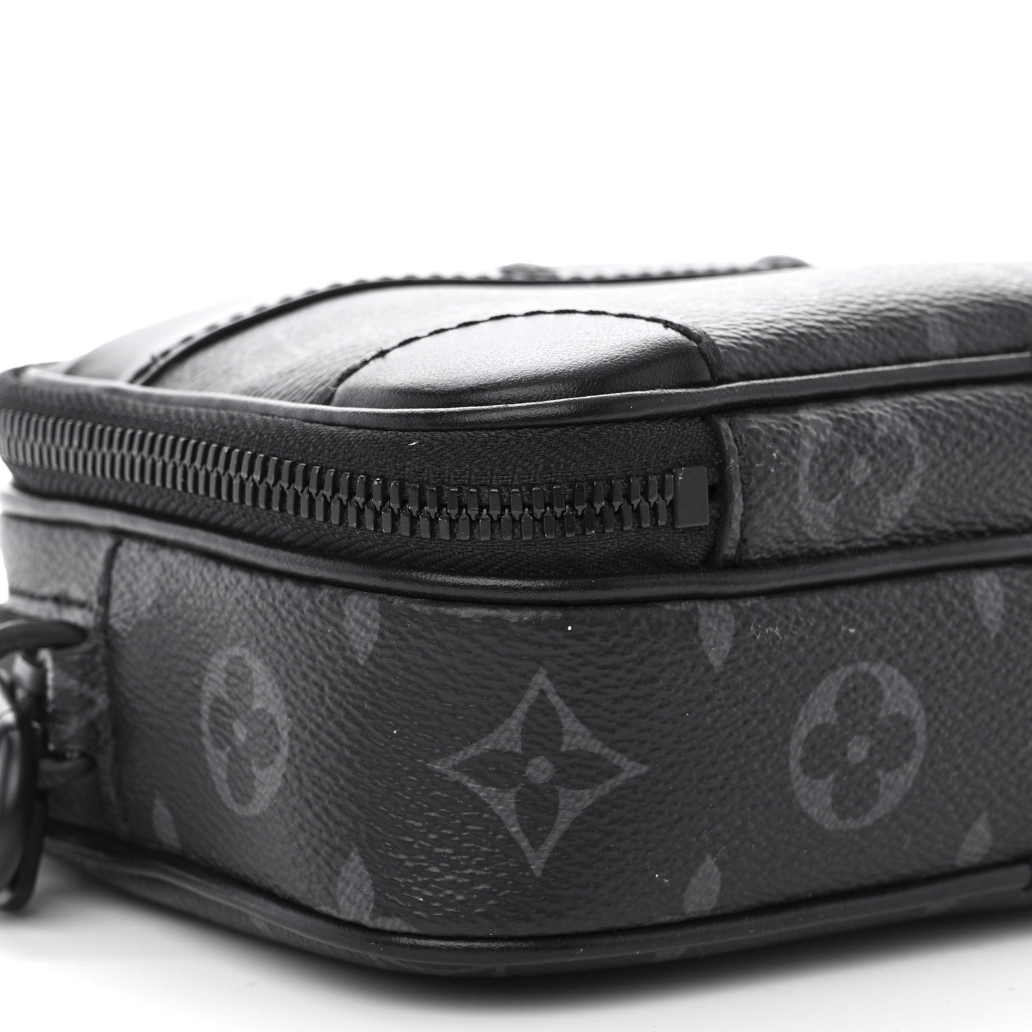 Louis Vuitton Monogram Eclipse Alpha Wearable Wallet 9 of 10