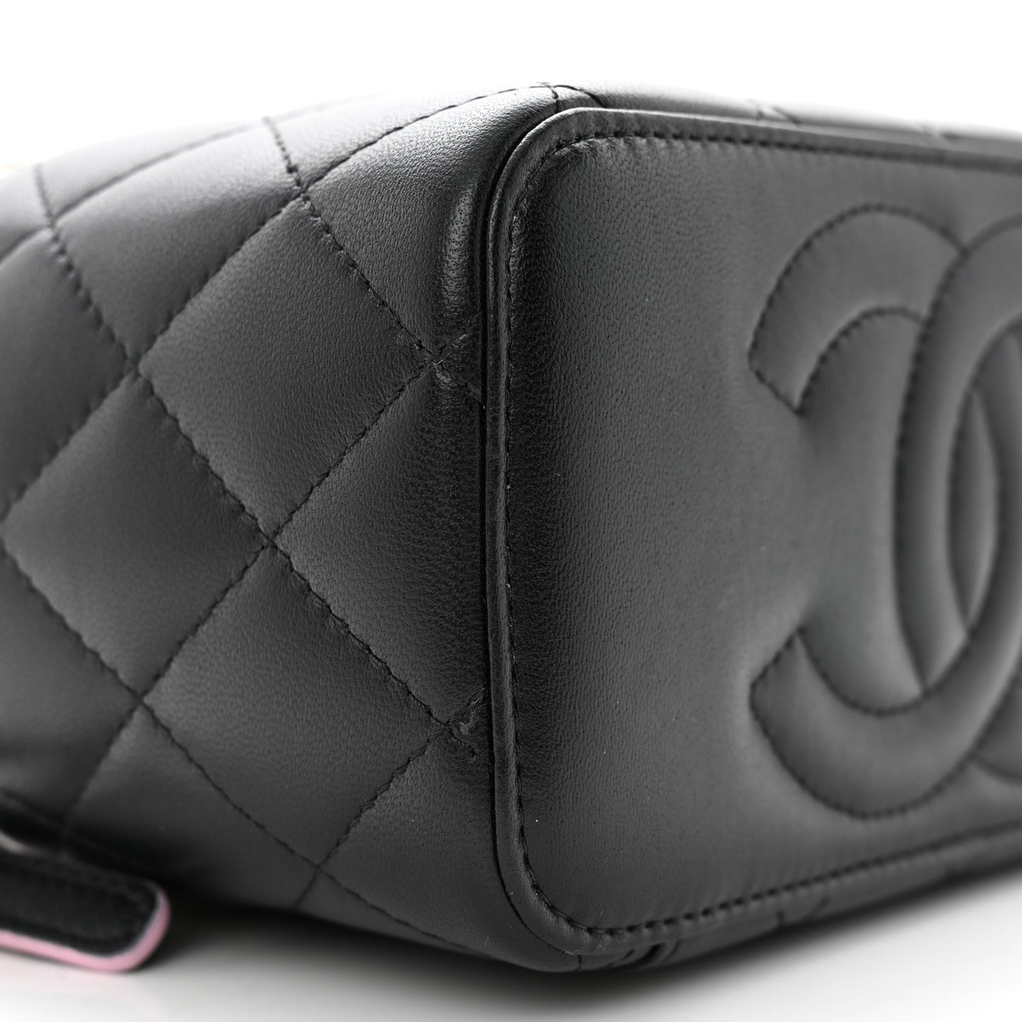 Lambskin Quilted Small Top Handle Vanity Case With Chain Black Lilac