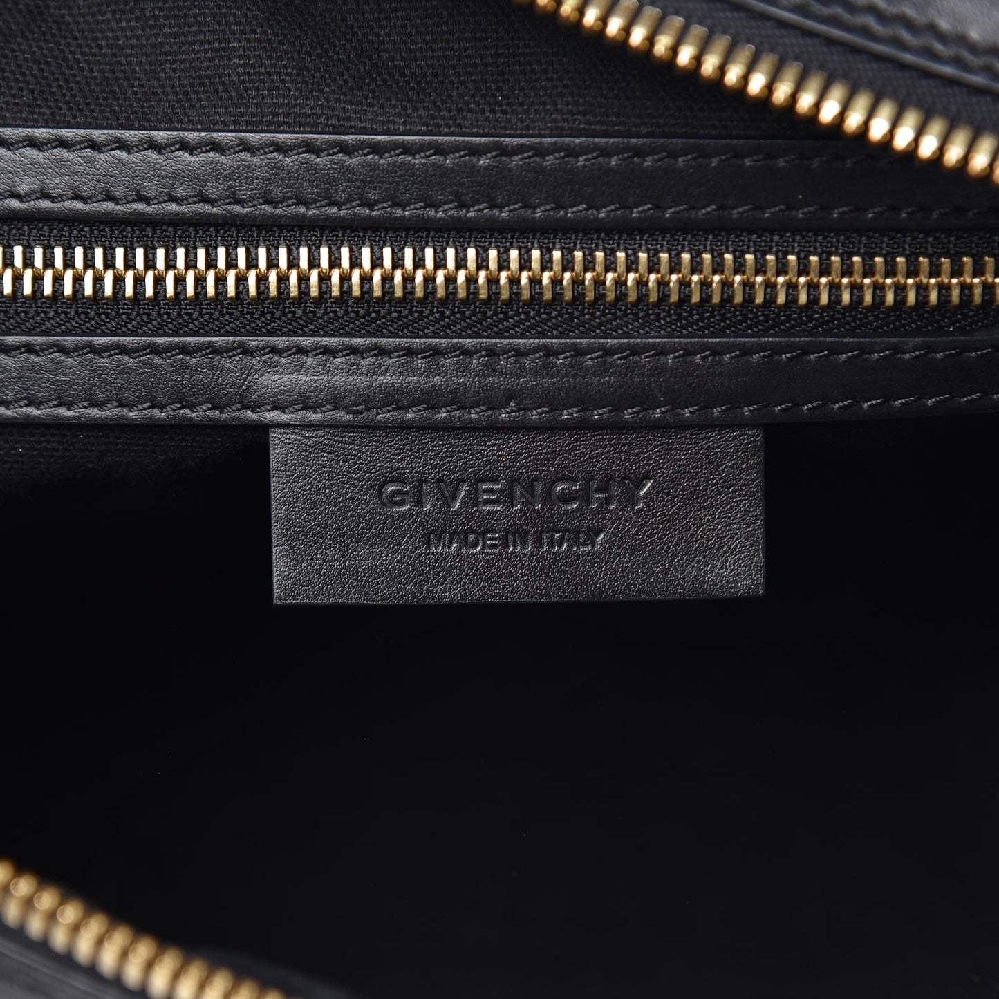 Calfskin Small Sway Black