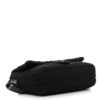 Chanel Easy Tweed Jumbo Reissue Messenger Flap Black 4 of 19