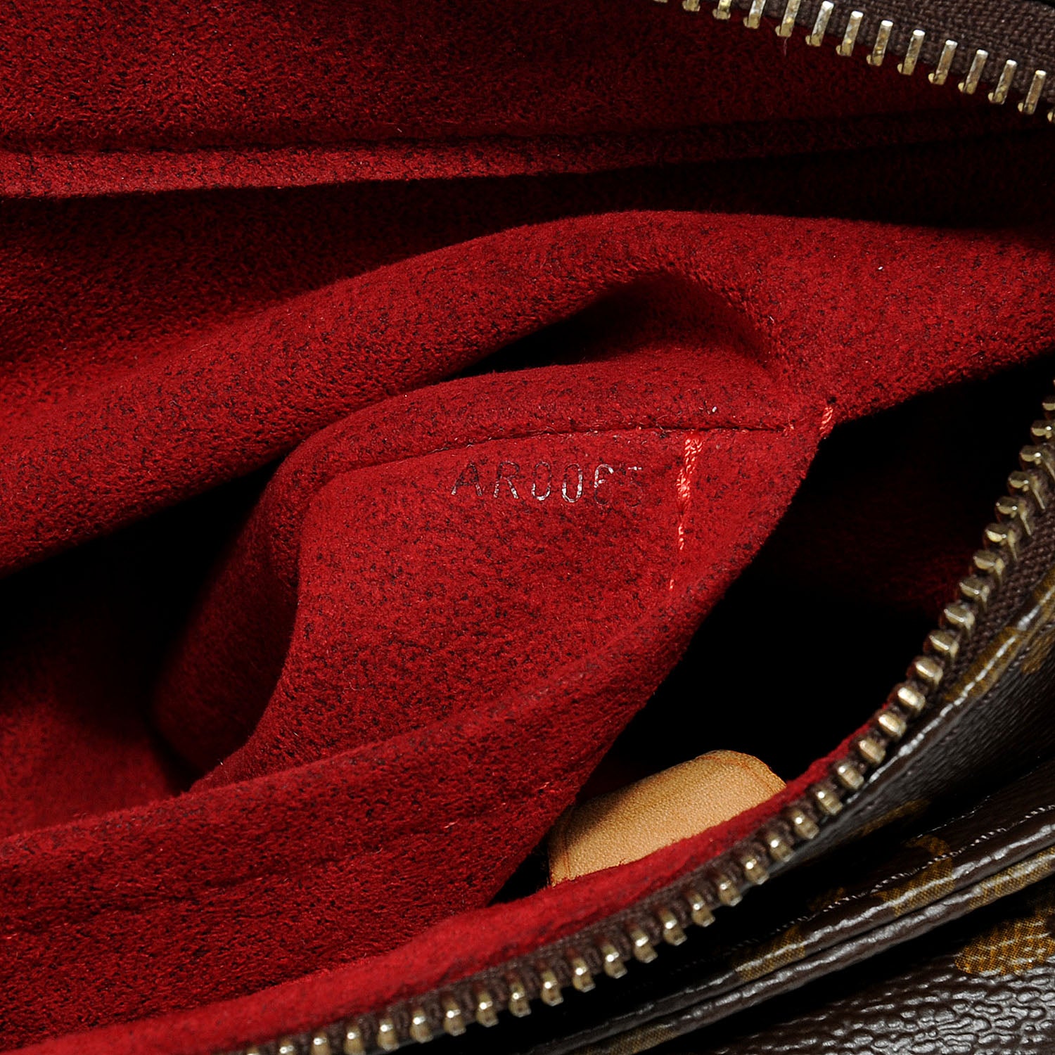 Louis Vuitton Monogram Viva-Cite GM 9 of 9