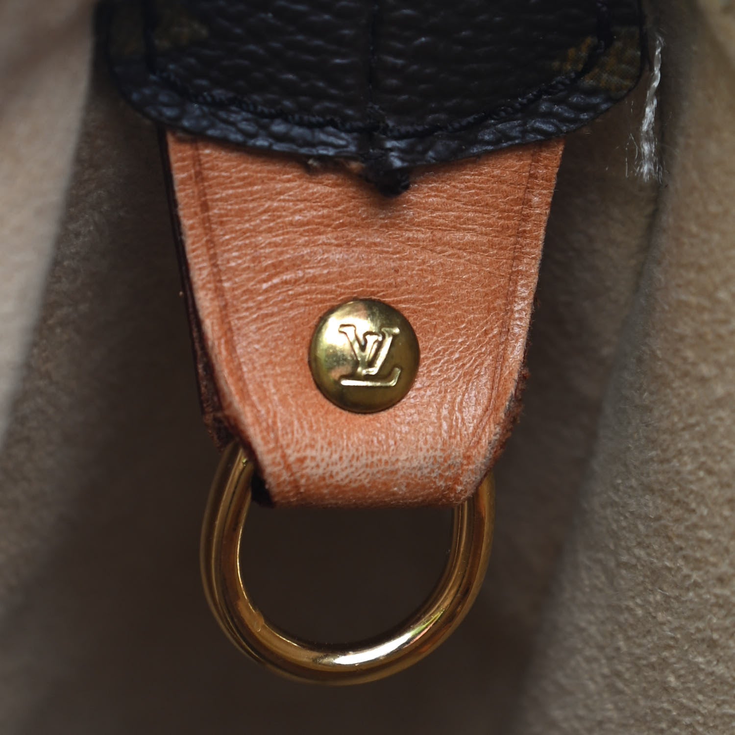 Louis Vuitton Monogram Looping GM 7 of 13