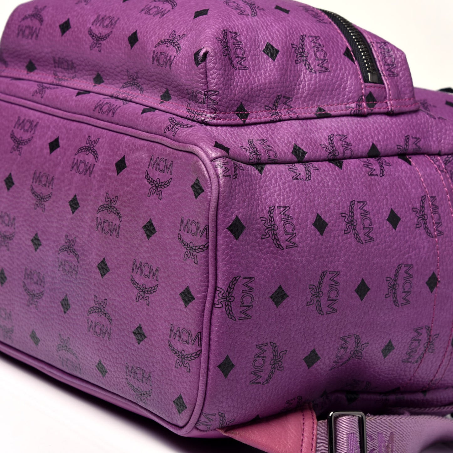 Visetos Medium Sprinkle Stud Stark Backpack Purple