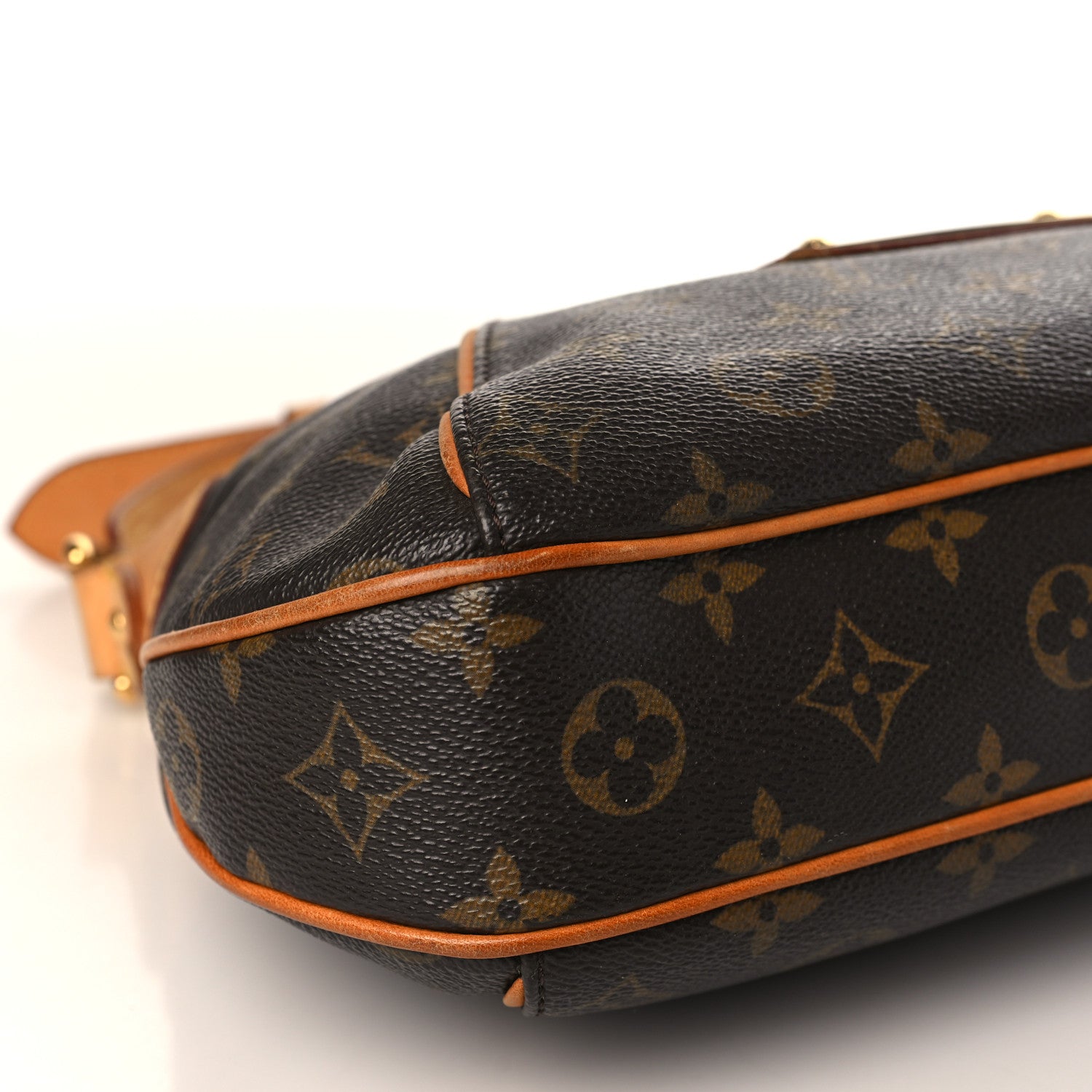 Louis Vuitton Monogram Thames PM 7 of 9