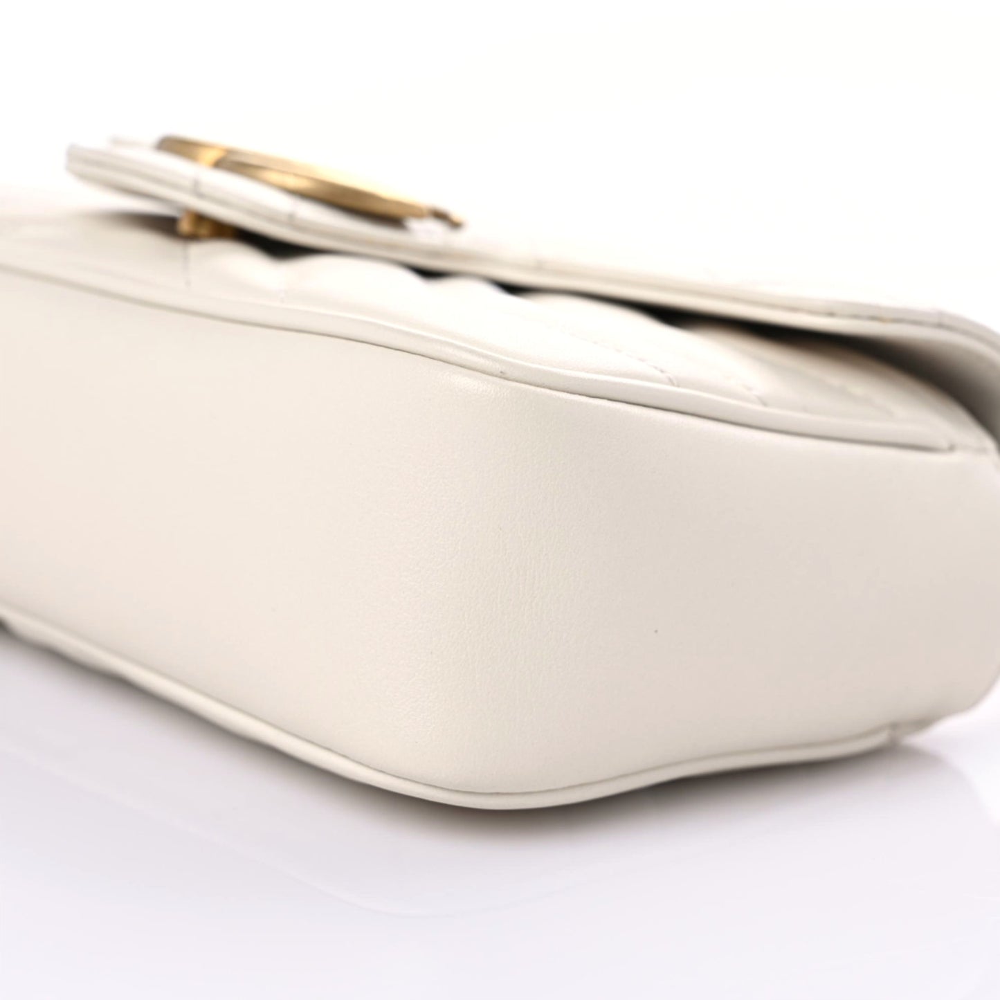 Calfskin Matelasse Super Mini GG Marmont Shoulder Bag White