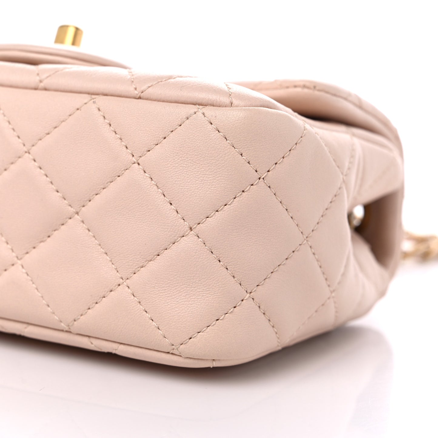 Lambskin Quilted Mini Pearl Crush Flap Light Pink
