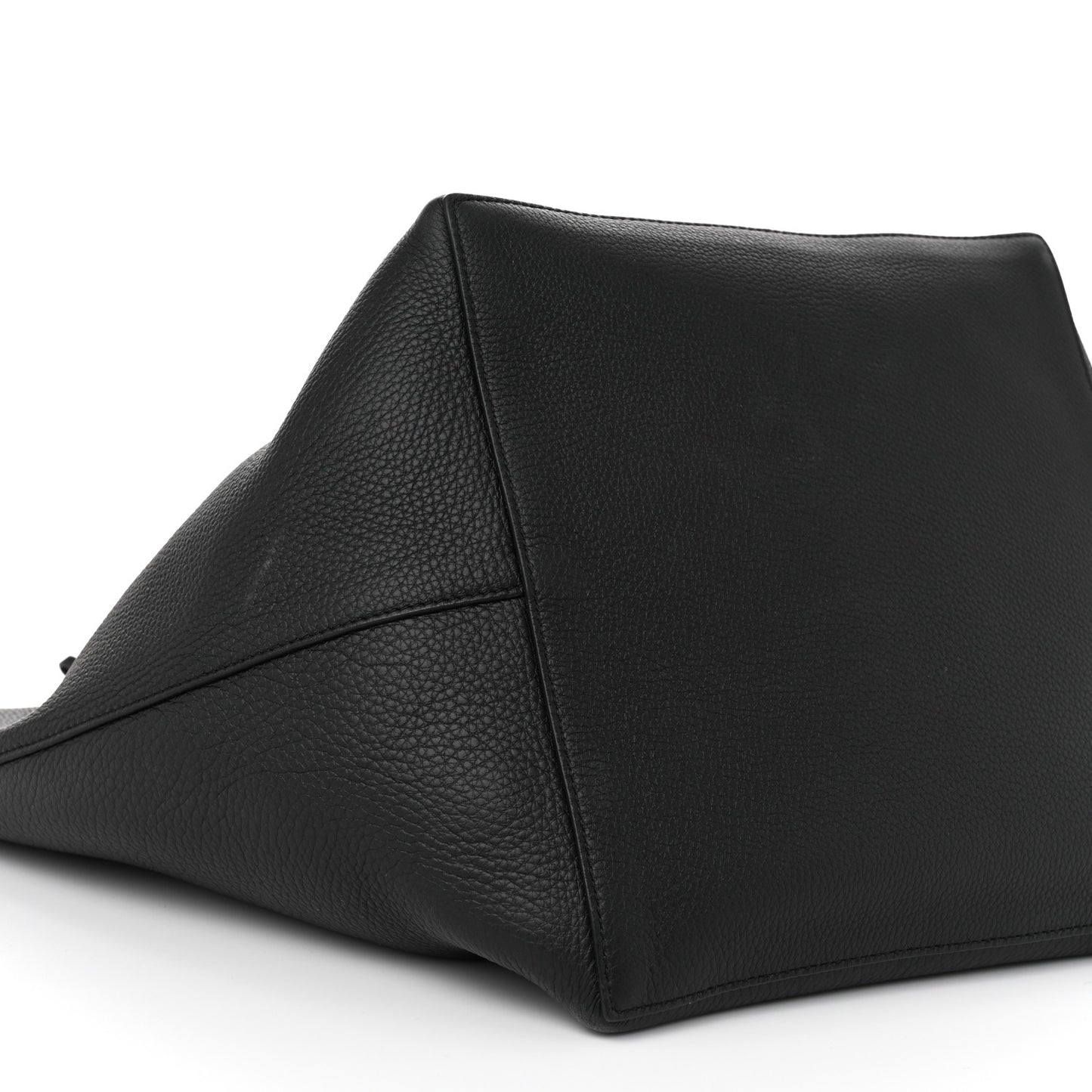 Grained Calfskin Park Tote Three Black