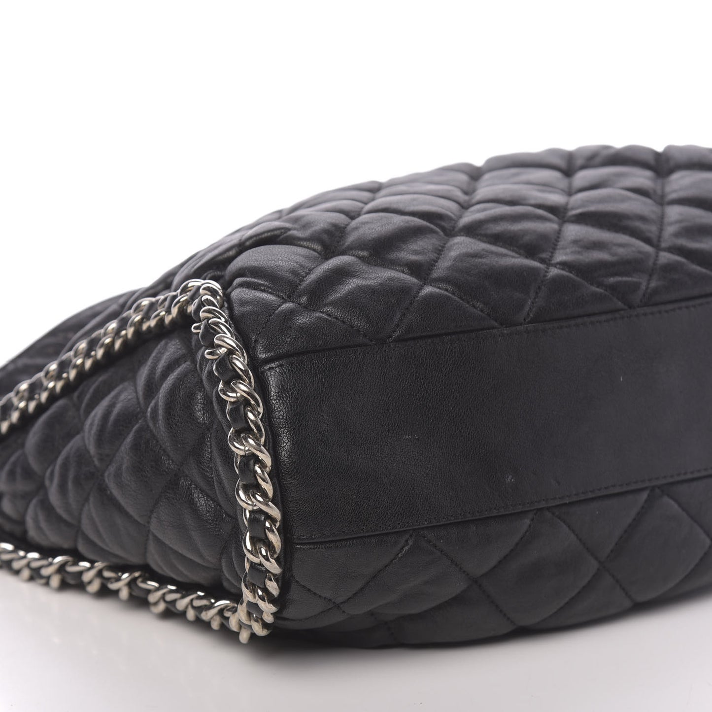 Washed Lambskin Chain Around Hobo Black