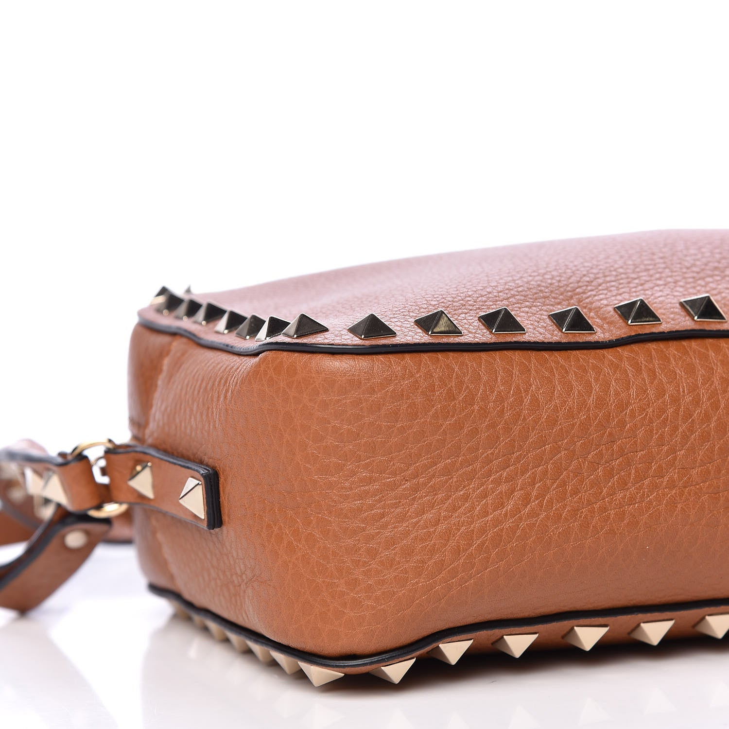 Valentino Garavani Pebbled Calfskin Rockstud Camera Crossbody Bag Light Cuir 7 of 12
