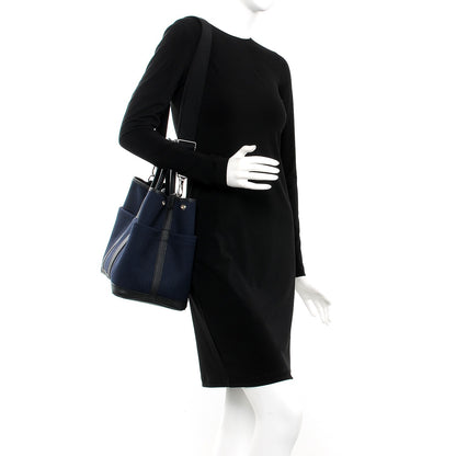 Hermes Toile Militaire Vache Country Garden Party Pockets 36 MM Tote Bleu Marine 2 of 9