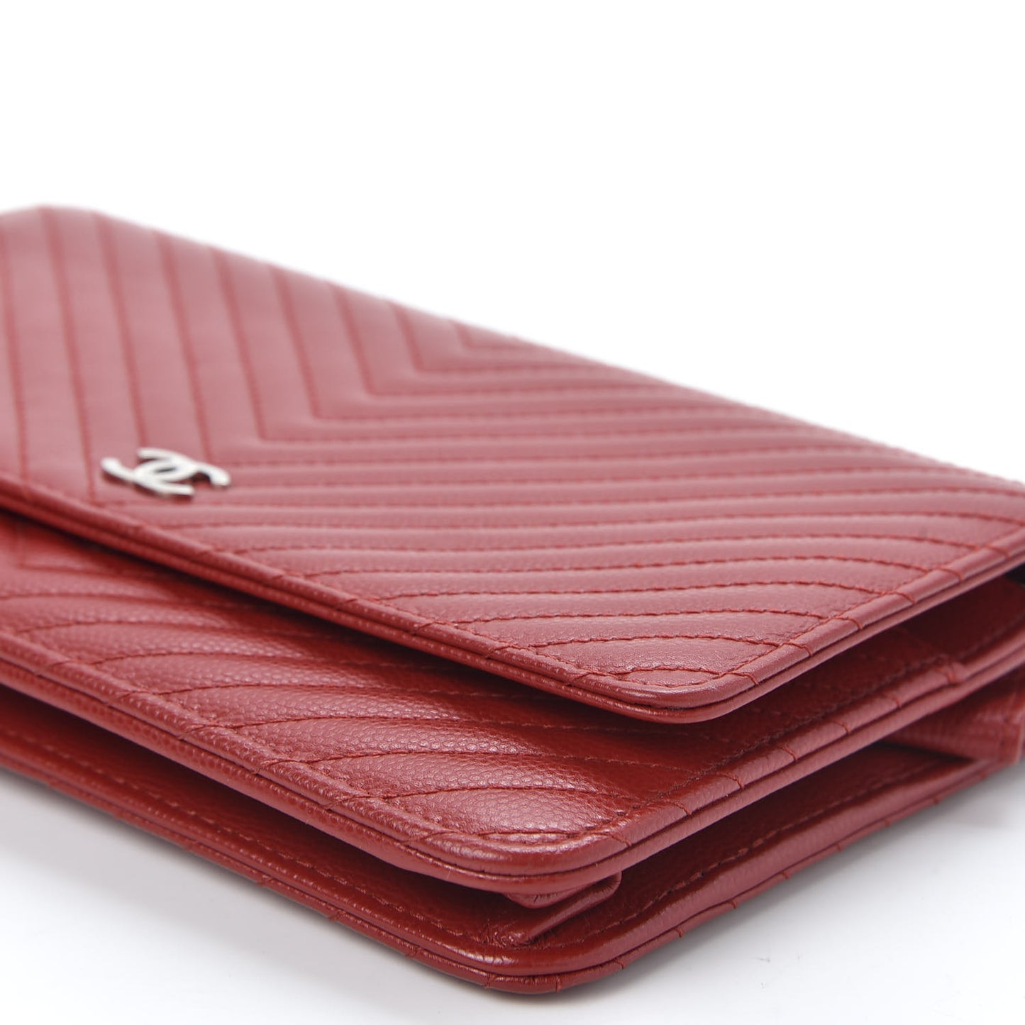 Caviar Chevron Quilted Wallet On Chain WOC Red
