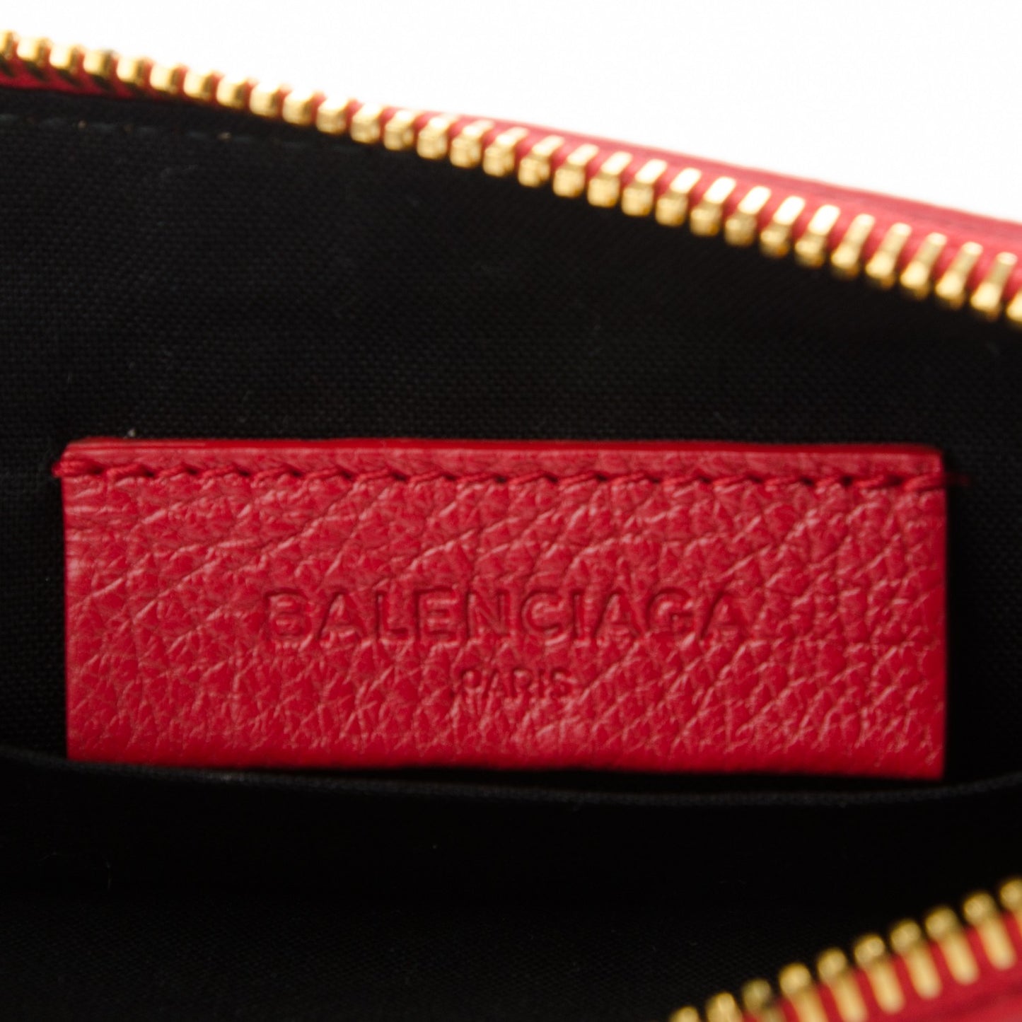 Chevre Gold Metallic Edge Hardware Pouch Rouge Grenade