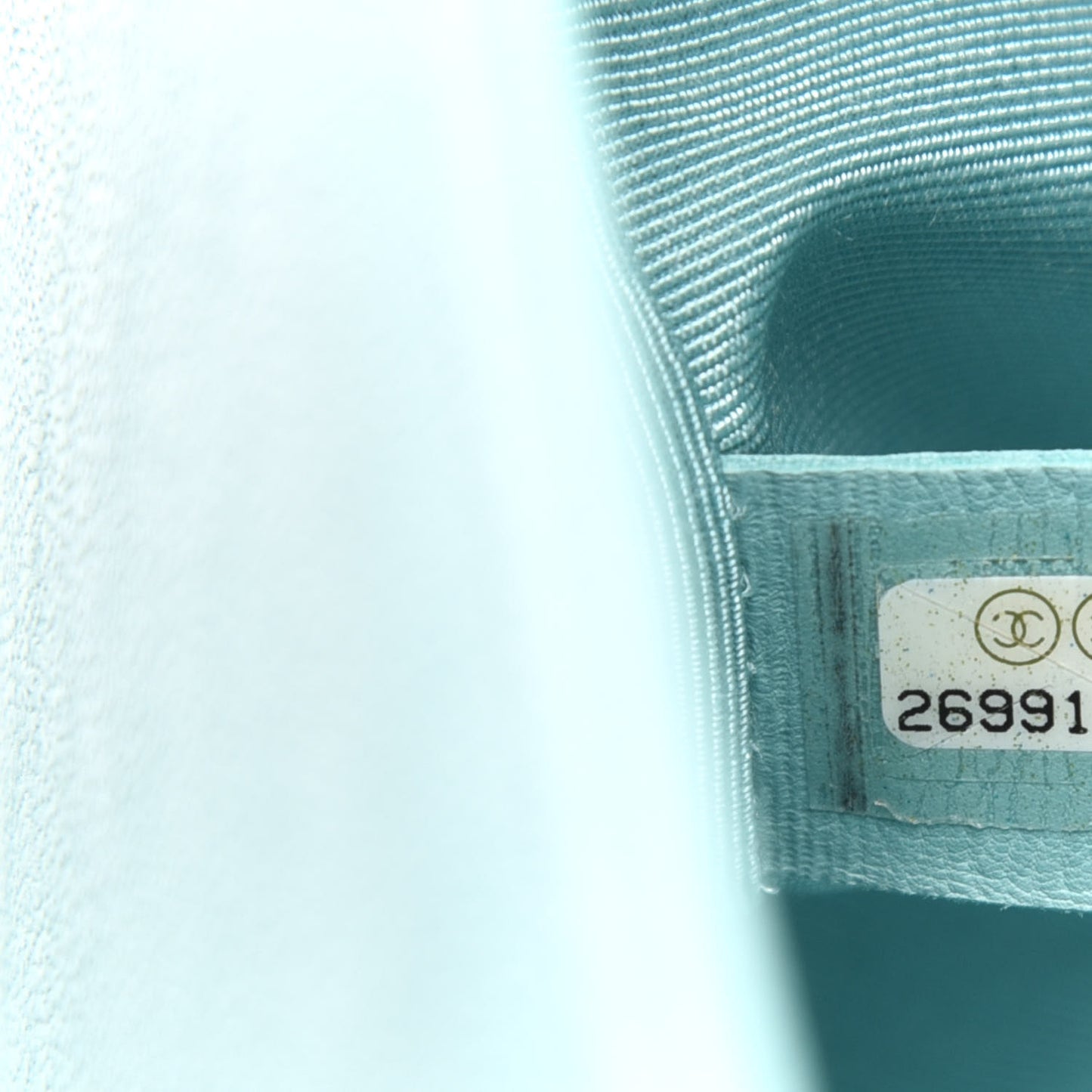 Caviar Quilted Medium Boy Flap Light Blue