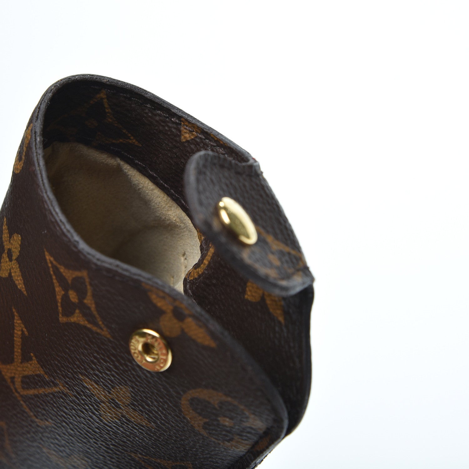 Louis Vuitton Monogram Sunglasses Case MM 7 of 11
