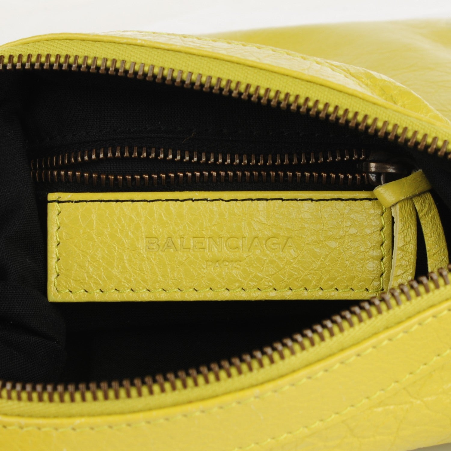 Balenciaga Agneau Classic Hardware Flat Crossbody Jaune Poussin 5 of 6