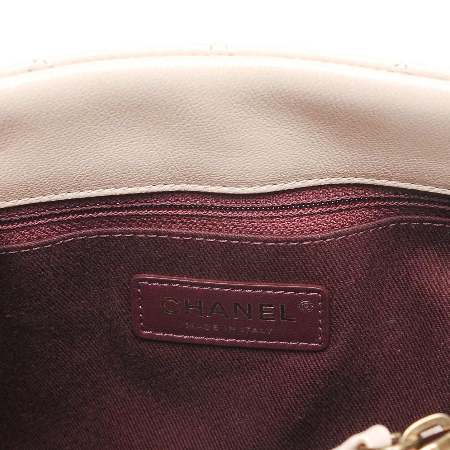 Shiny Sheepskin Quilted Large Trapezio Flap Beige