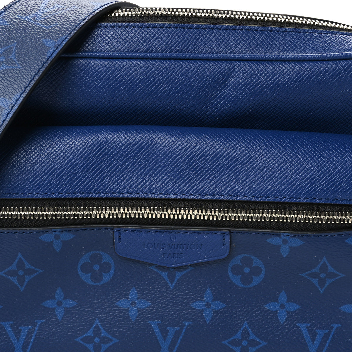 Taigarama Outdoor Messenger Cobalt