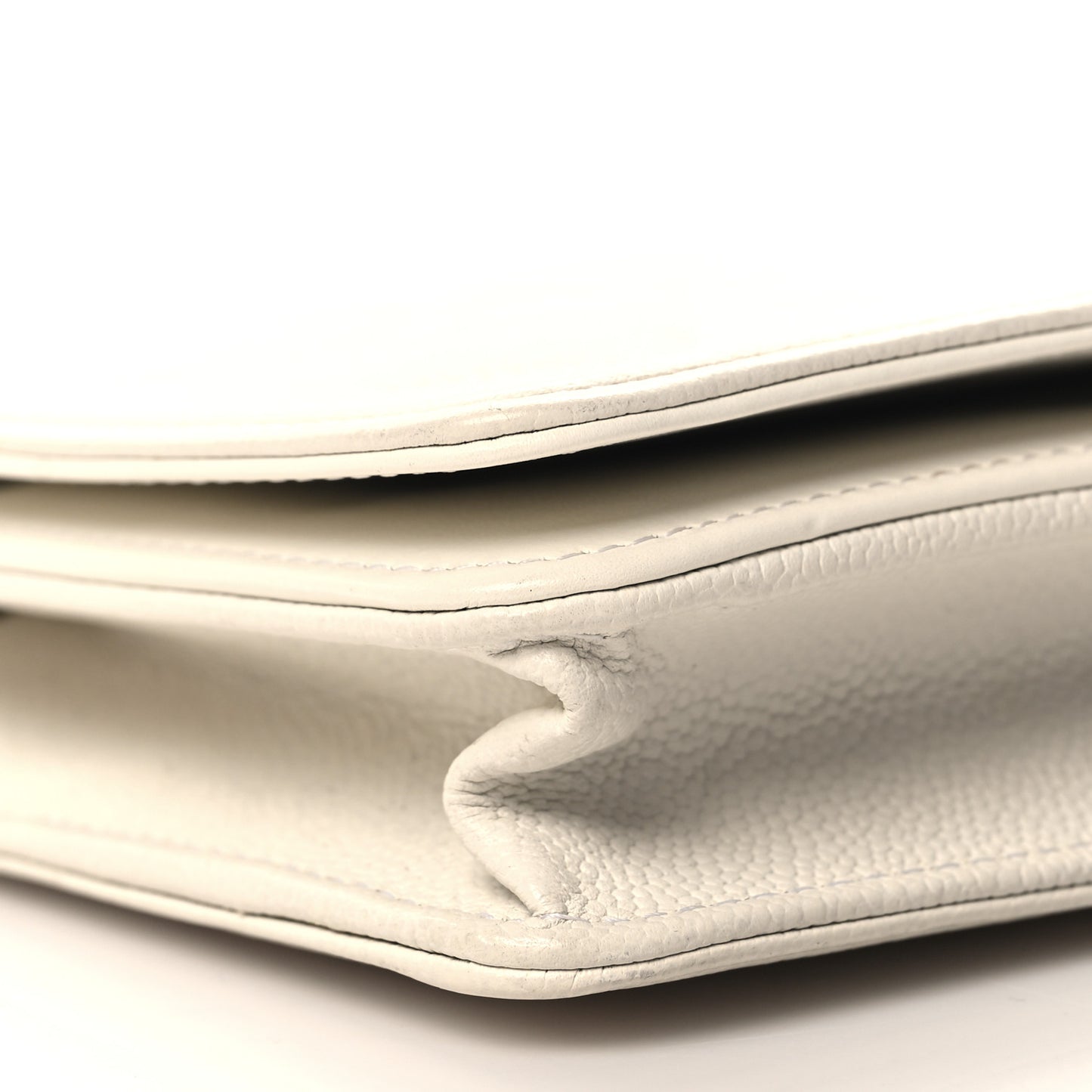 Caviar Quilted Boy Wallet On Chain WOC White