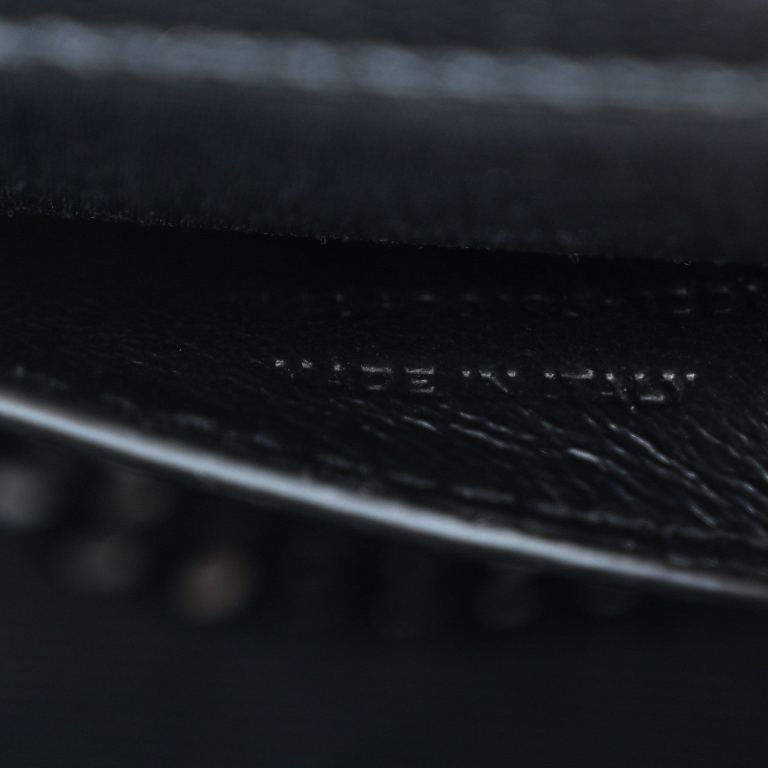 Saint Laurent Grain De Poudre Textured Mixed Matelasse Triquilt Small Monogram Monochrome Satchel Black 7 of 10